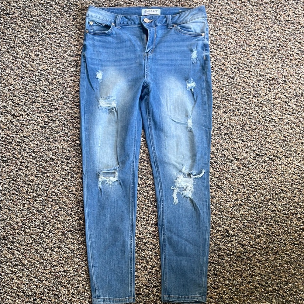 Blue Skinny Jeans with Distressing and Tapered Leg